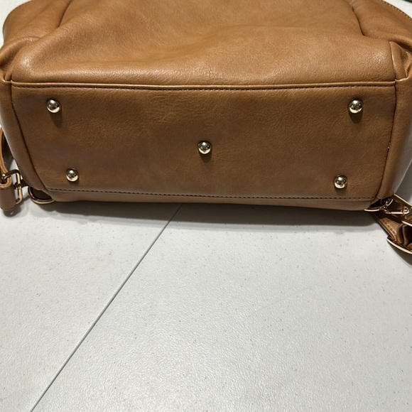 White Elm Almond Gemini Mini - Picture 5 of 14